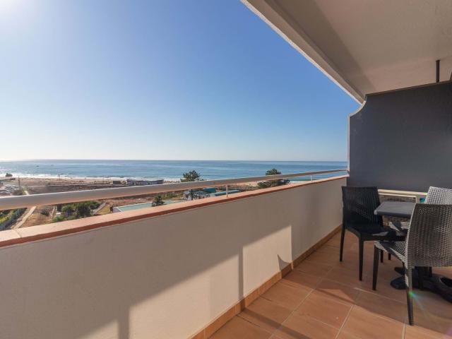 Faro: grande apartamento pequeno para comprar