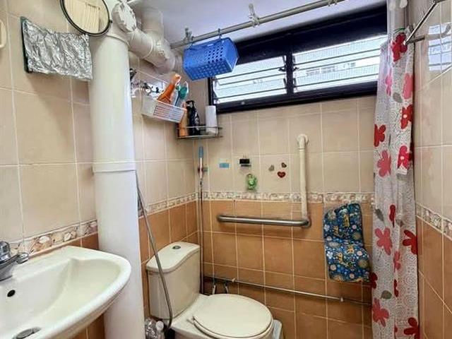Farrer Park Gardens For Sale, $650,000, 3 Bed 2 Bath 980 sqft $663.00 psf