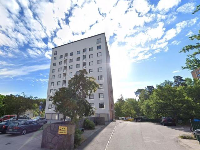 Farsta 3rok tillsv 16.215kr/mån
