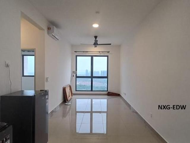 FAST RENT DSINI RESIDENCES SETIA ALAM 2B1R Partial Furnished