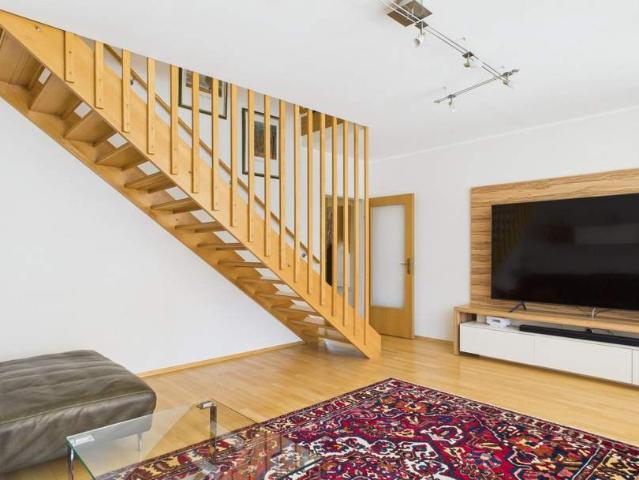 Fast wie ein Haus! Tolle Maisonette Wohnung in bester Lage in St Florian Besichtigungstermine am 04.07. zwischen 15.00 17.00