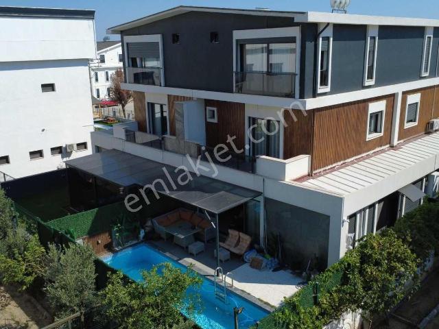 Fastkey Group'tan Havuzlu Lüx Villa Saunalı Yerden Isıtma
