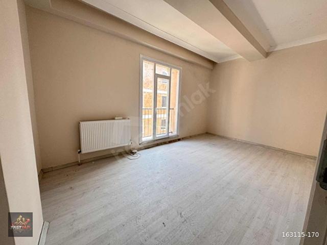 FASTYAP ARNAVUTKÖY İSLAMBEY DE SATILIK SIFIR TOPRAK TAPULU DAİRE