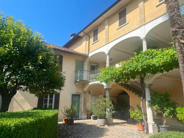 FASZINIERENDES HAUS IM HOF