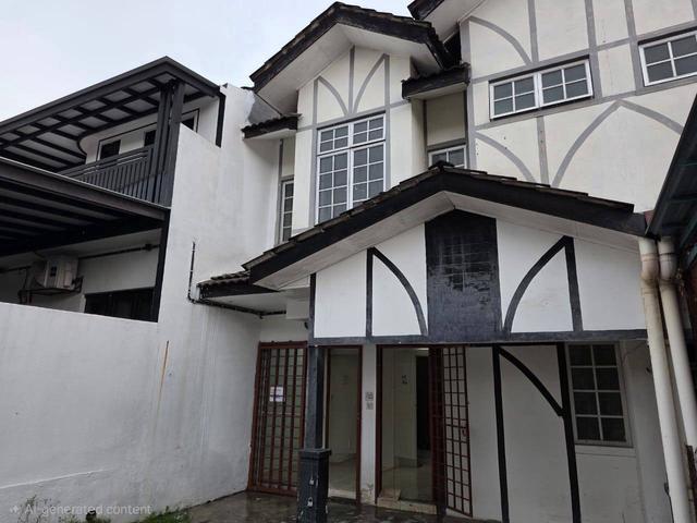 FASA 3 Teres 2 Tingkat RUMAH BASIC WELL MAINTAINED