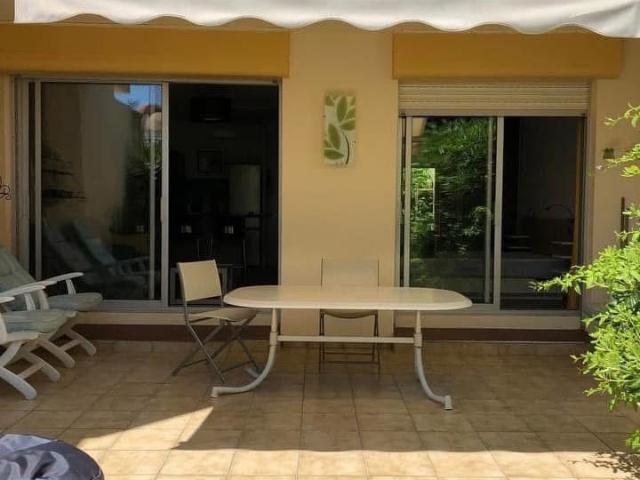 Fashionable and beautiful apartment close to city center, Toulouse Amsterdam Apartments for Rent