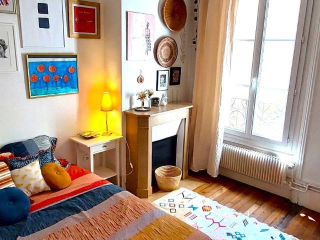Fashionable & cute studio, Paris Amsterdam Apartments for Rent