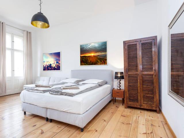 Fashionable & new loft close to park, Berlin Amsterdam Apartments for Rent