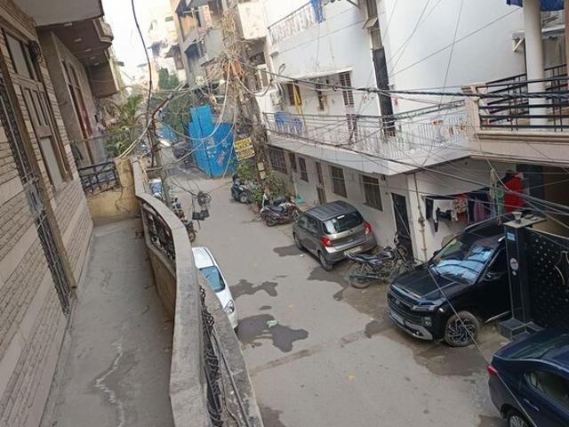 Fateh Nagar, West Delhi 2.5 Bedroom 100 Sq. Yd. Builder Floor in Fateh Nagar Delhi Listing ID: #10314