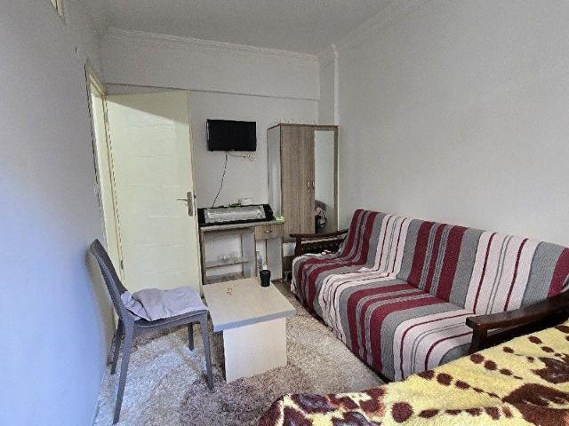 FATİH MAHALESINDE SATILIK 1+1 BAHCE KATI APART