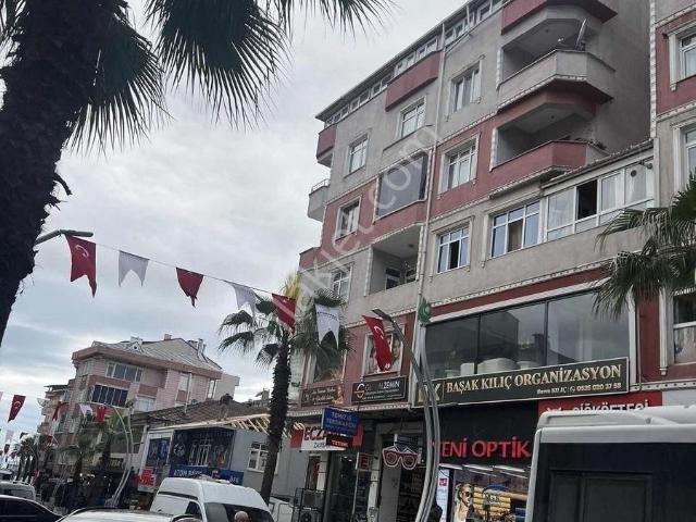 Fatih Caddesinde Pasaj İçi Kiralık Ofis