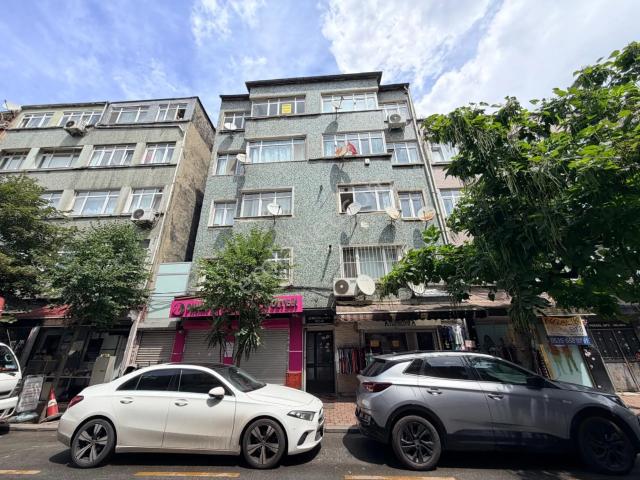 Fatih Şehremini'de Satılık, Boş, 2+1 Daire