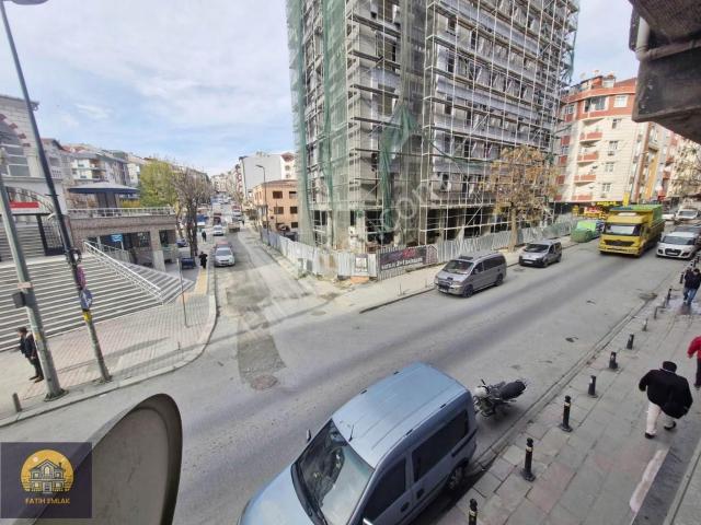 Fatih Emlak Tan Cadde Üzeri 1 Kat Bilal Habeşi Cami Yakını