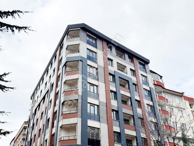 Fatih Emlaktan Cadde Üzeri Satılık 3+1 Ara Kat Sıfır Daire