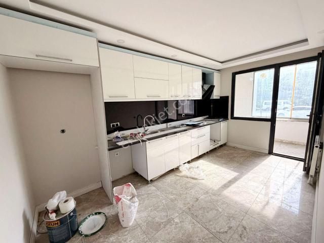Fatih Emlaktan Site İçerisinde Kiralık 2+1 Ara Katdaire