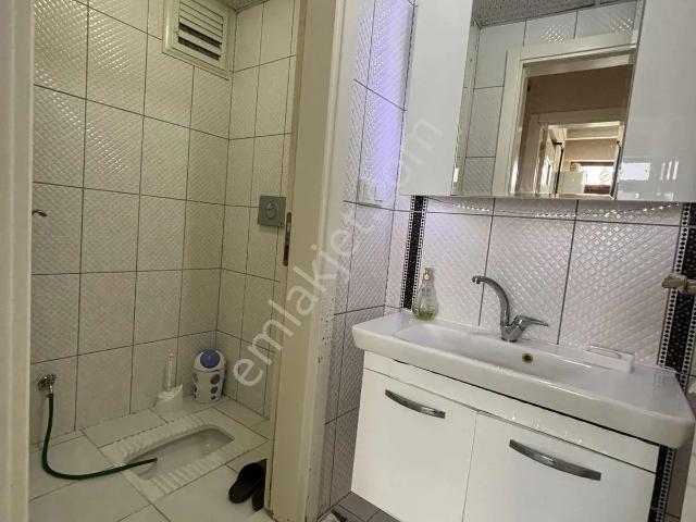 Fatih Karakolu Karşısı 2+1 Satılık Geniş Daire