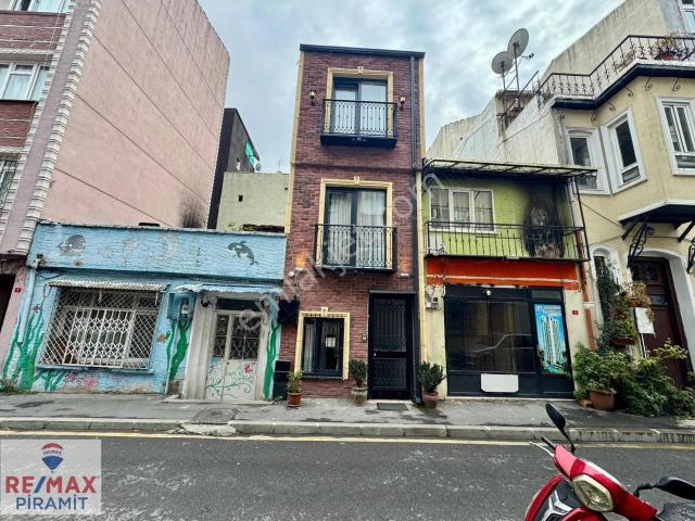 Fatih Kocamustafapaşa Da Airbnb Ruhsatlı 5 Odalı Yüksek Kiralı