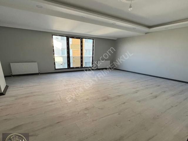 Fatih Mah. Adalet Sarayı Arkası Ön Cephe 2+1 126m2 Satılık Daire