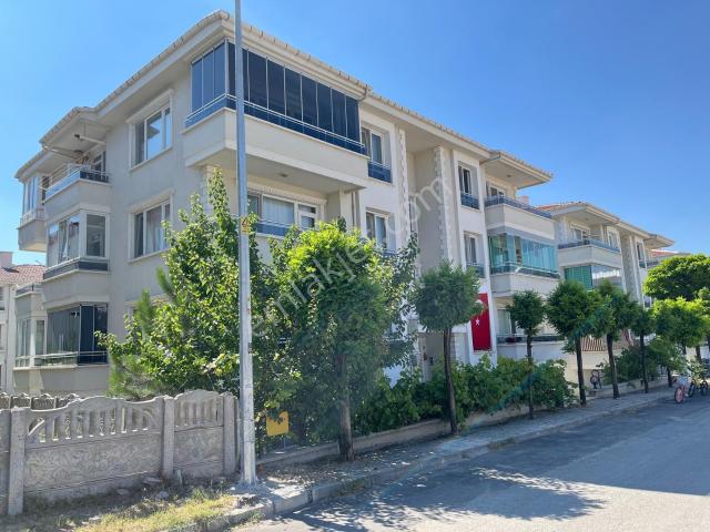 Fatih Mah. Site İçi Eminevim fuzulevim Uygun Güney Cephe 3+1