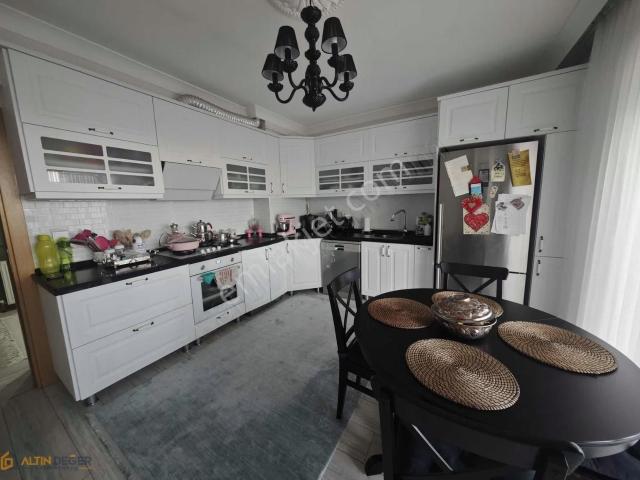 Fatih Mahallesi Site İçersinde 4+1 Lüks Daire