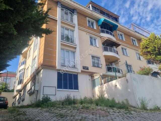 Fatih Mahallesinde Deniz Manzaralı 3+1 Satılık Daire Bahçe Katı