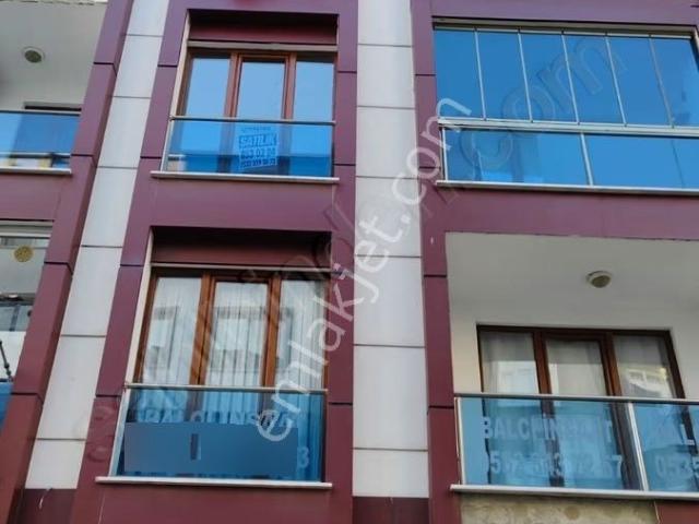 Fatih Mahallesinde Satılık 2+1 Bahçe Katı