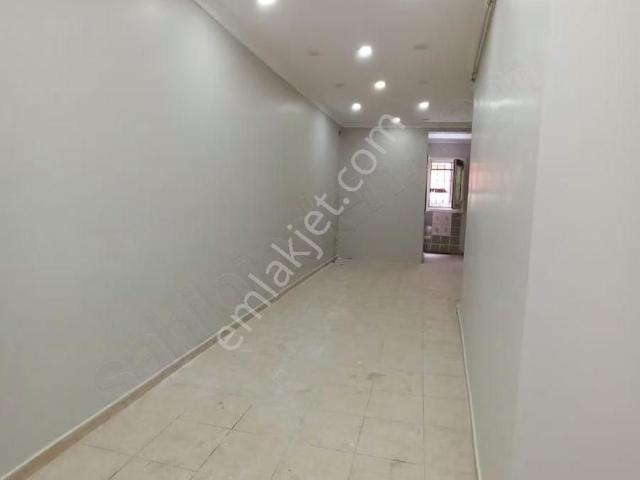 Fatih Molla Gürani Tadil Edilmiş Kiralık Boş 2 Dükkan
