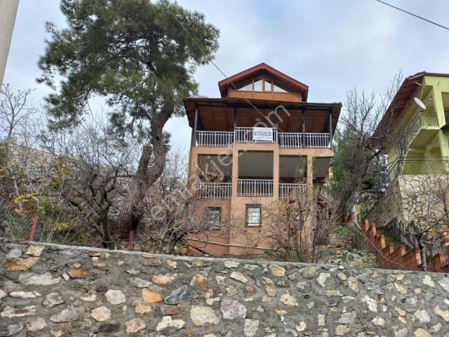 Fatoş Emlak'tan Muğla Köyceğiz Yayla Mah 3+1 Müstakıl Villa