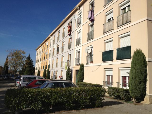 FAUX T3 RES LES SABLES