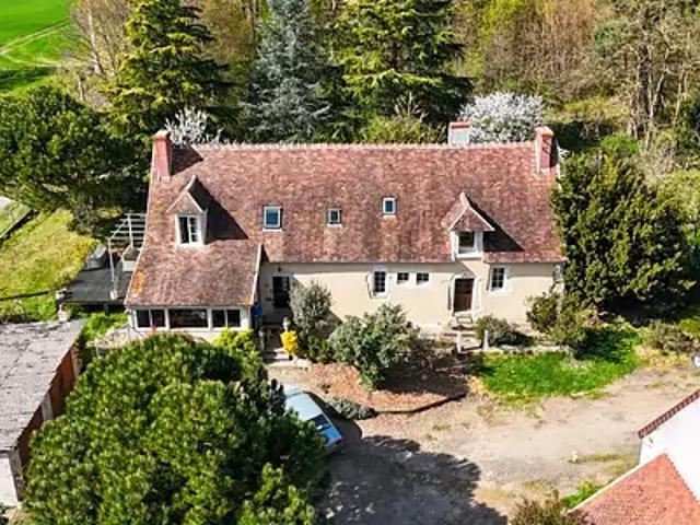 Faverdines 18360 Achat / Vente maison 7 pièces t7 jardin terrasse