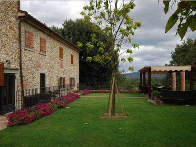 Favolosa villa in pietra panoramica 31 vani 820 Mq