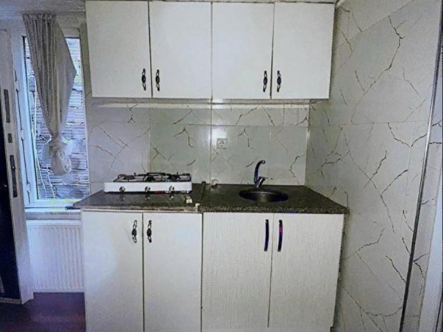 FAVORİYE ÖZEL FİYAT ÇARŞI MERKEZDE 1+0 APART