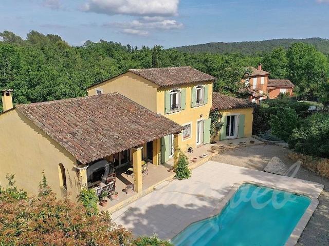 FAYENCE – Villa 220 m² avec piscine et appartement indépenda. 220m² Fayence
