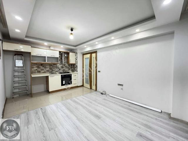 Fb Gayrimenkul'den Yeni Bina 1+1 Kiralık Daire