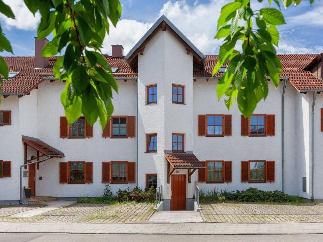 FBC Attraktive 2 Zimmer Dachgeschoss Wohnung 2. OG