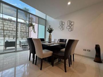 FGT CASA EN VENTA COTO SAN NICOLAS POR UVM