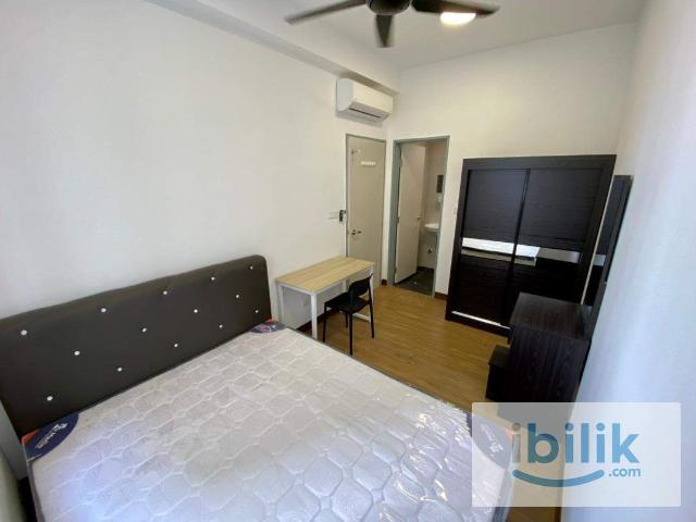 Female Exclusive Master Room for rent at pinnacle sri petaling !