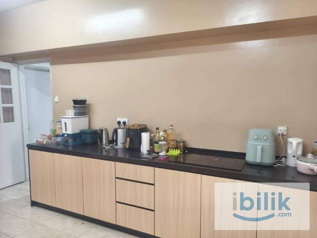 Female fully furnished balcony room next hospital kl titiwangsa