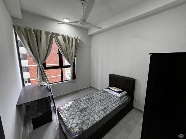 Female only Unit Middle Room at The Birch, Jalan Ipoh