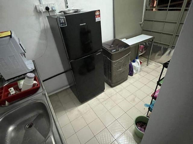 [Female only] Aircon room walkable to 1U