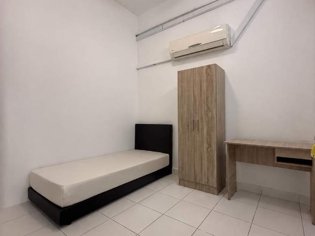 Female Only Furnished Room at Avenue Crest – RM500