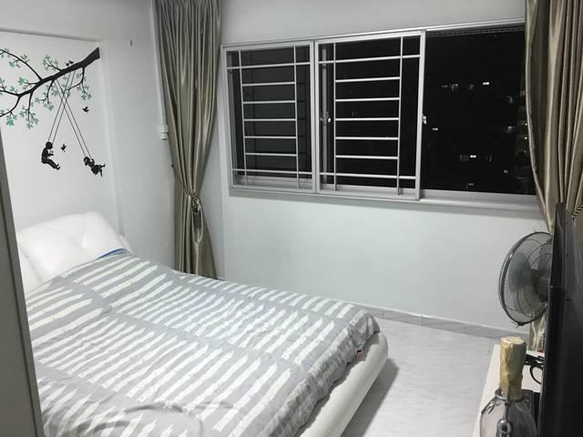 FEMALE ONLY Household Spacious & Comfortable Double Room