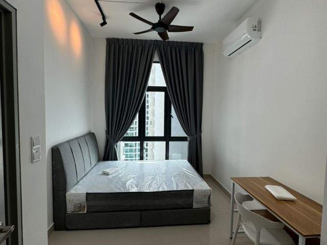 FEMALE ONLY Master Room for Rent @ Verando Residence, PJ Female Unit | Fully Furnished | Free WiFi