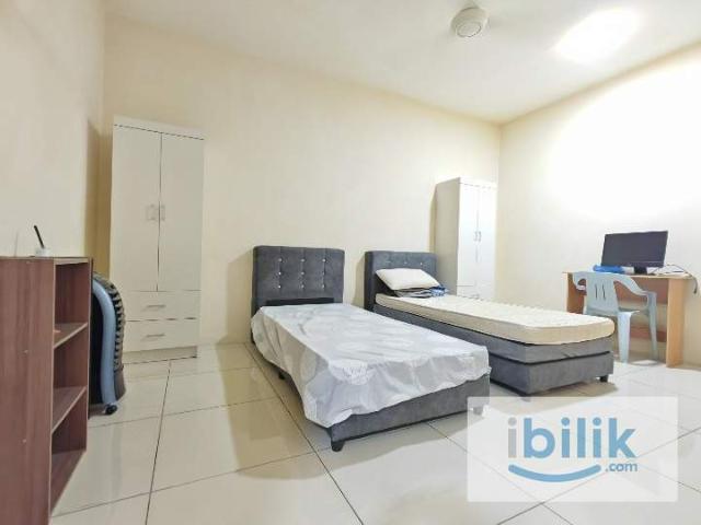 Female Only Medium Room Fully Furnished with Aircond