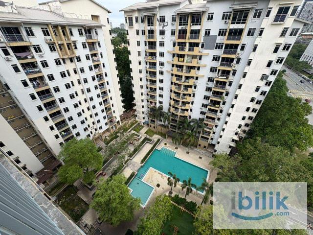 [Female Only] Single Room with Balcony at Cyberia Smarthomes, Cyberjaya