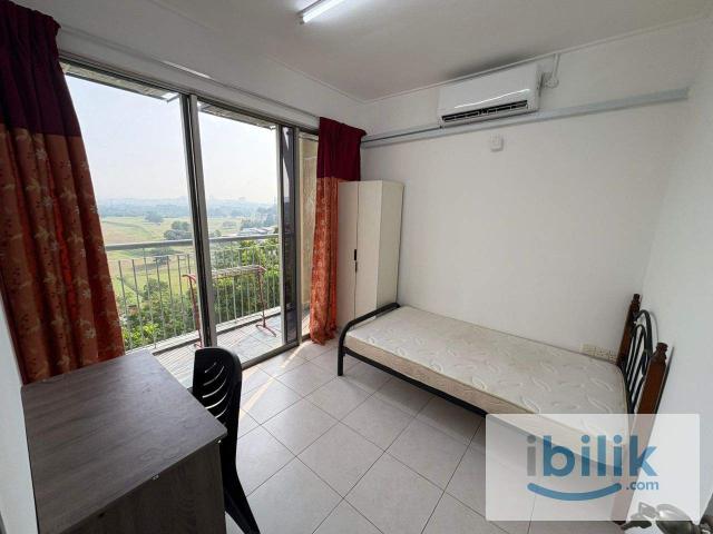 [Female Only] Single Room with Balcony at Cyberia Smarthomes, Cyberjaya