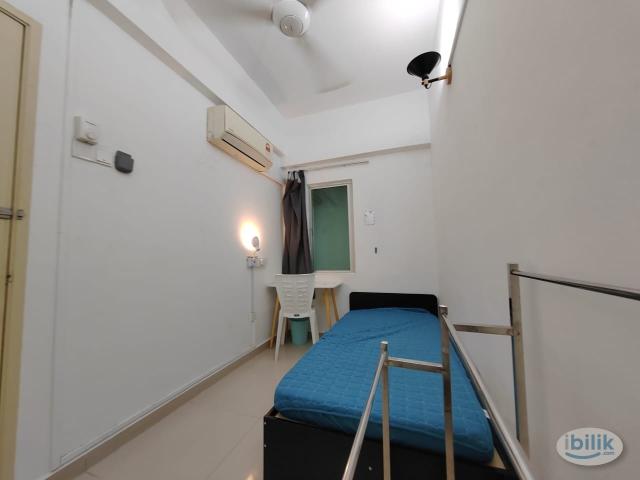 Female only Single Room at Kepong mrt aircon