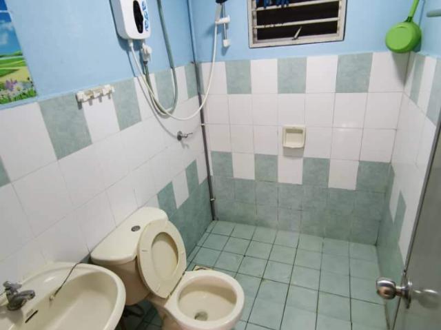 [Female Master Room] Cengal Cond, LRT salak selatan, Permaisuri, HUKM, Tun Razak [Fully + AC]