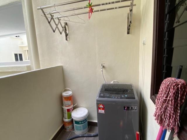 FEMALE Master Room at Paraiso Residence, Bukit Jalil