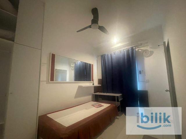 Female Master Room at TR Residence, Kuala Lumpur